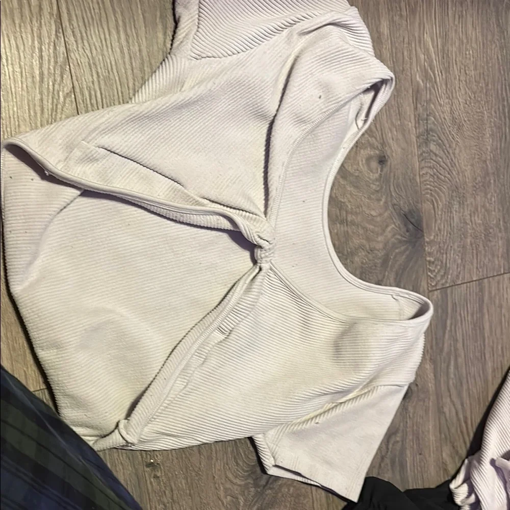 White Ribbed Crop Top - Picture 2 of 2